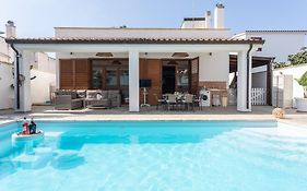Villa Geraldina con piscina